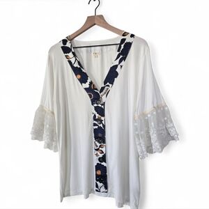 POL White Button Down Top with Floral Trim & Lace Bell Sleeves Size Large